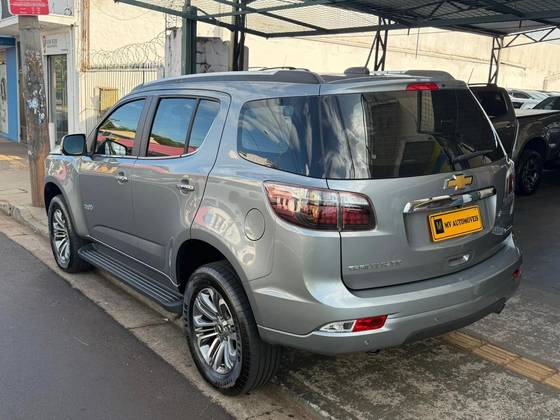 CHEVROLET TRAILBLAZER 2.8 16V TURBO DIESEL HIGH COUNTRY 7L 4X4 AUTOMÁTICO CHEVROLET TRAILBLAZER 2.8 16V TURBO DIESEL HIGH COUNTRY 7L 4X4 AUTOMÁTICO